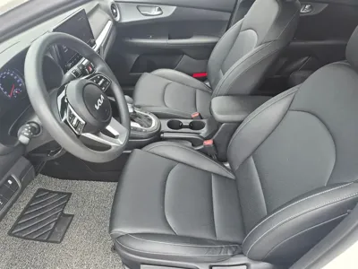 Kia K3 2023, 73100 км, за 8861.76 USD - фото 17
