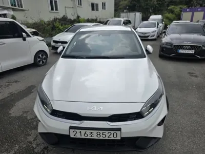 Kia K3 2023, 73100 км, за 8861.76 USD - фото 19