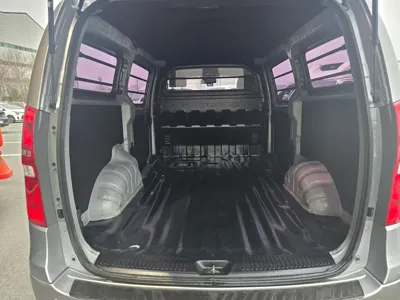 Hyundai Starex 2017, 239129 км, за 4615.48 USD - фото 19