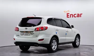 Hyundai Santafe 2011, 122101 км, за 3304.63 USD