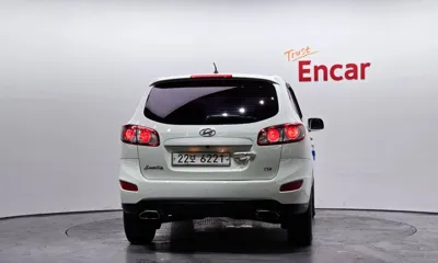 Hyundai Santafe 2011, 122101 км, за 3304.63 USD