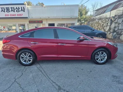 Hyundai Sonata 2016, 69700 км, за 5814.34 USD