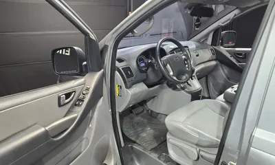 Hyundai Starex 2019, 81122 км, за 8407.77 USD - фото 11