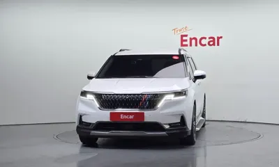 Kia Canival 2023, 60957 км, за 19320.86 USD