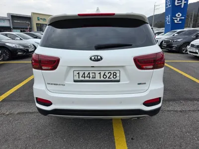 Kia Sorento 2020, 66000 км, за 14113.17 USD