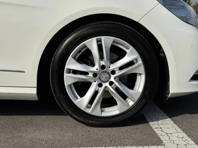 Mercedes-Benz E-Class 2013, 136729 км, за 7925.71 USD