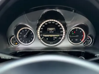 Mercedes-Benz E-Class 2013, 136729 км, за 7925.71 USD - фото 8