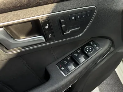 Mercedes-Benz E-Class 2013, 136729 км, за 7925.71 USD - фото 12