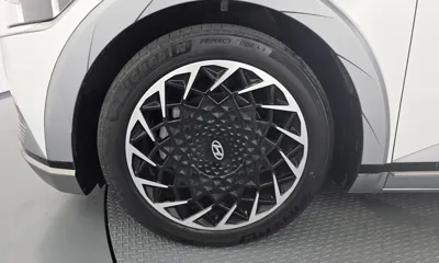 Hyundai Ioniq5 2022, 82889 км, за 19029.8 USD