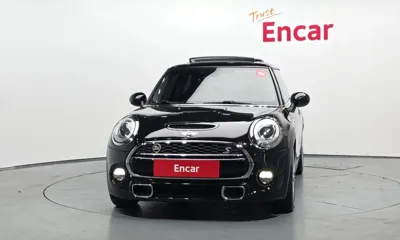 MINI Cooper 2015, 87784 км, за 6892.48 USD