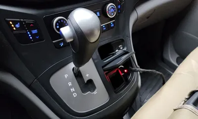 Hyundai Starex 2017, 78361 км, за 10181.29 USD - фото 9