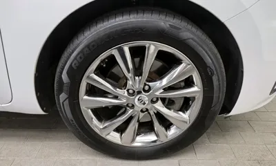 Kia Canival 2019, 161416 км, за 7195.24 USD
