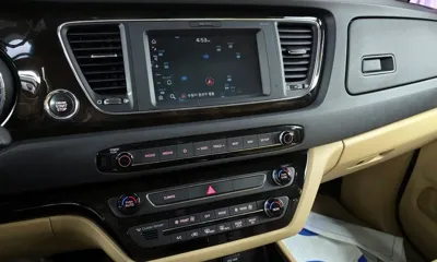 Kia Canival 2019, 161416 км, за 7195.24 USD - фото 14