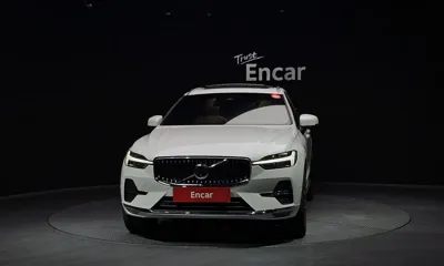 Volvo XC60 2024, 10249 км, за 37741.69 USD