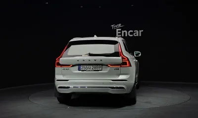 Volvo XC60 2024, 10249 км, за 37741.69 USD