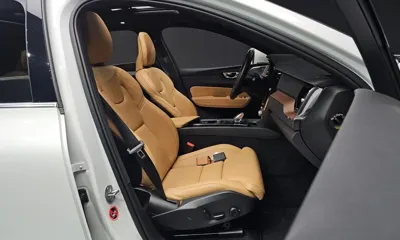 Volvo XC60 2024, 10249 км, за 37741.69 USD - фото 10