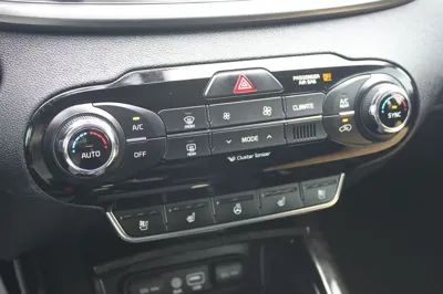 Kia Sorento 2017, 132802 км, за 8338.77 USD - фото 11