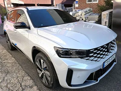 Renault-KoreaSamsung Grand Koleos 2025, 570 км, за 21192.51 USD