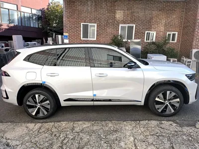 Renault-KoreaSamsung Grand Koleos 2025, 570 км, за 21192.51 USD