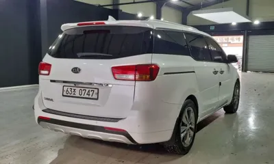 Kia Canival 2016, 183552 км, за 5667.76 USD