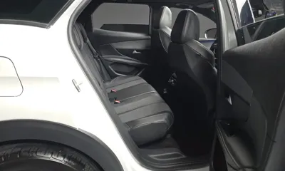 Peugeot 3008 2018, 68112 км, за 10677.55 USD - фото 12