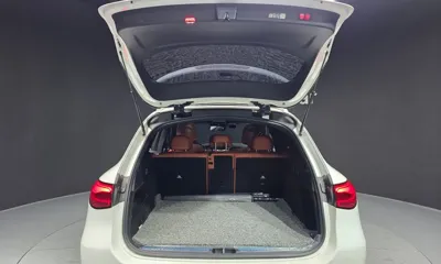 Mercedes-Benz GLC-Class 2025, 9202 км, за 45880.76 USD - фото 20