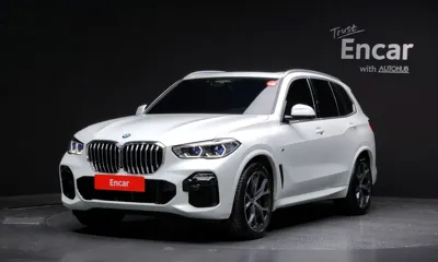BMW X5 · 2021 год