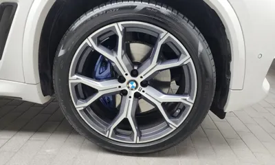 BMW X5 2021, 30275 км, за 54635.72 USD