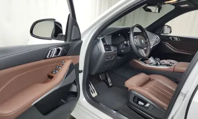 BMW X5 2021, 30275 км, за 54635.72 USD - фото 10