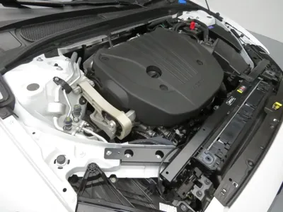 Volvo V60 2025, 4359 км, за 33805.96 USD