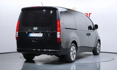 Hyundai Staria 2025, 1922 км, за 24325.77 USD
