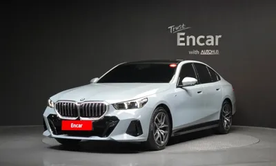 BMW 5-Series · 2024 год
