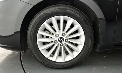 Kia K7 2016, 118403 км, за 6498.62 USD