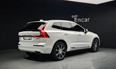 Volvo XC60 2021, 35127 км, за 31384.2 USD