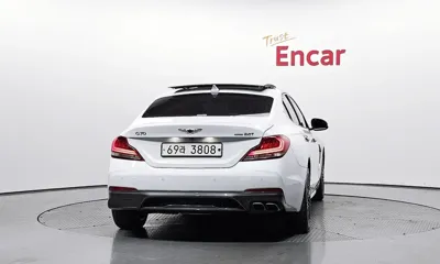 Genesis G70 2018, 122032 км, за 12344.79 USD