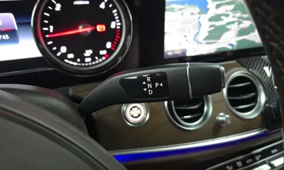 Mercedes-Benz E-Class 2018, 113745 км, за 14918.57 USD - фото 9
