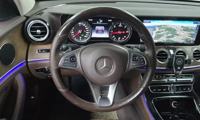 Mercedes-Benz E-Class 2018, 113745 км, за 14918.57 USD - фото 12