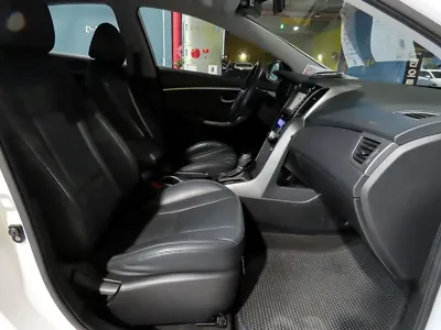 Hyundai i30 2014, 56650 км, за 5814.34 USD - фото 8