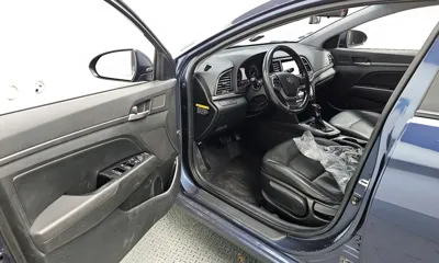 Hyundai Avante 2017, 114057 км, за 4096.46 USD - фото 10
