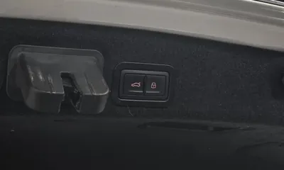 Audi A6 2016, 141720 км, за 9247.76 USD - фото 20