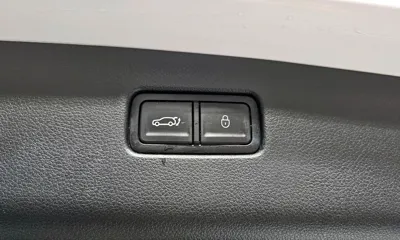 Genesis GV70 2023, 43674 км, за 23975.29 USD - фото 20