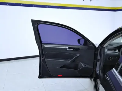 Volkswagen Passat 2019, 83400 км, за 10192.03 USD - фото 7