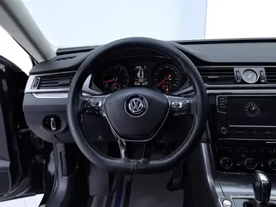 Volkswagen Passat 2019, 83400 км, за 10192.03 USD - фото 15