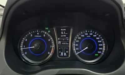 Hyundai Grandeur 2013, 43273 км, за 5269.33 USD - фото 8