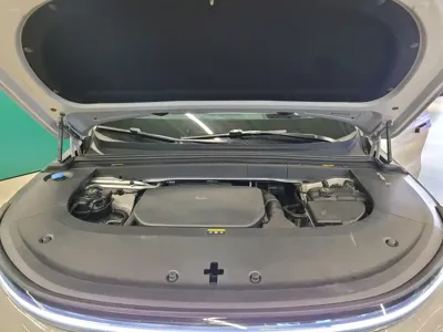 Li Auto Li L6 2024, 21000 км, за 26456.23 USD