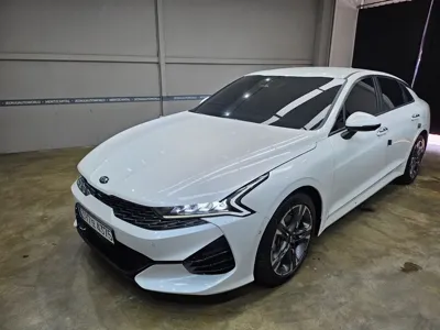 Kia K5 · 2021 год