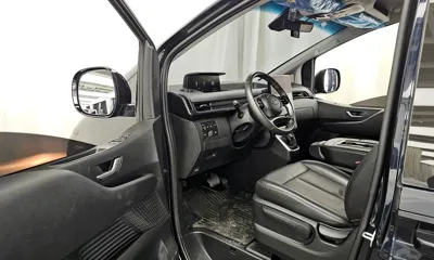Hyundai Staria 2023, 30041 км, за 21010.9 USD - фото 10