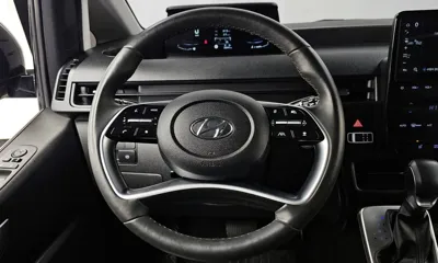 Hyundai Staria 2023, 30041 км, за 21010.9 USD - фото 13