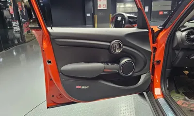 MINI Cooper 2021, 46217 км, за 12994.86 USD - фото 24