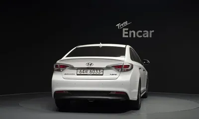 Hyundai Sonata 2017, 97810 км, за 7475.78 USD